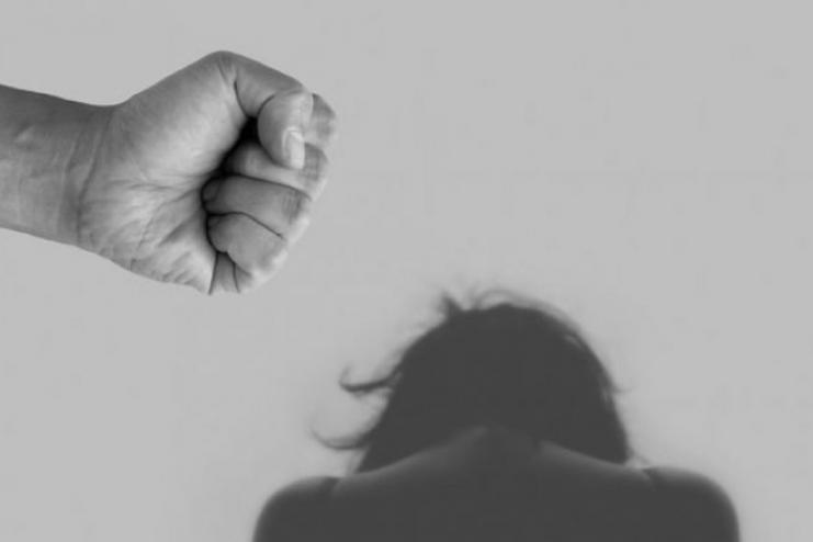 Заскочив голим до оселі і намагався зґвалтувати: Ізмаїльські поліцейські притягують до відповідальності 59-річного мешканця району за порушення недоторканості житла односельчанки